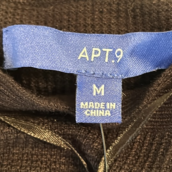 NWT Apt.9 Short Sleeve Sweater Shirt- Size M - Picture 14 of 15